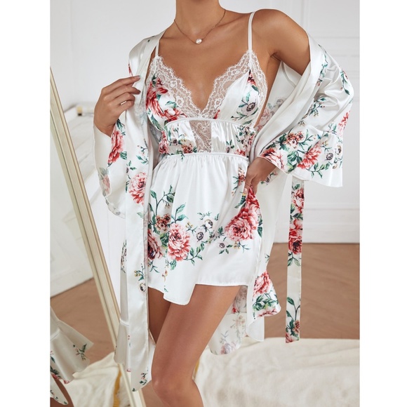 Rouge! Other - White Satin Slip & Robe Floral Print 2 Piece Lingerie Set
